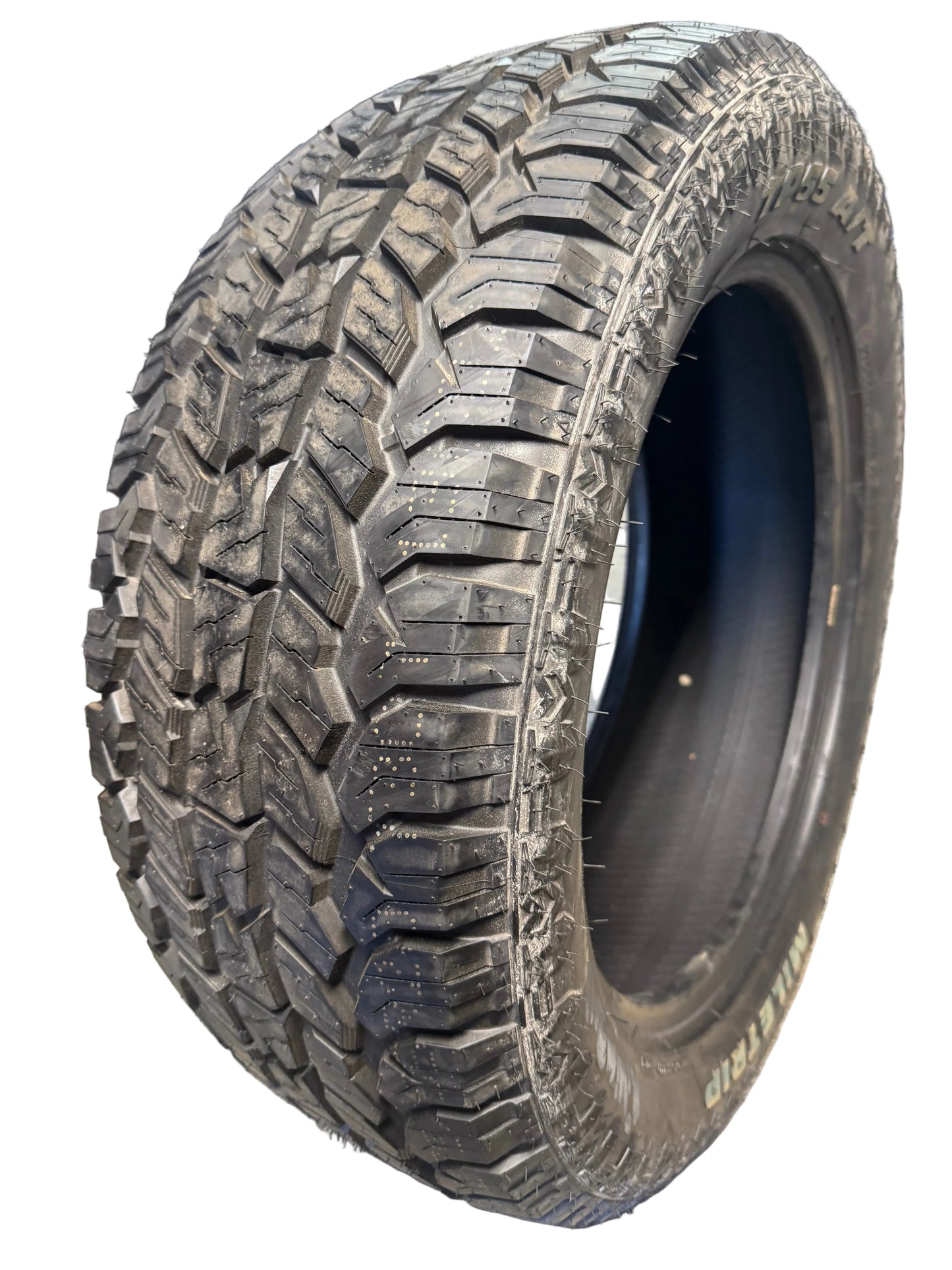 NOS MILETRIP TP55 A/T RWL P 275 55 20 117T XL ALL TERRAIN TIRE MT2755520TP55