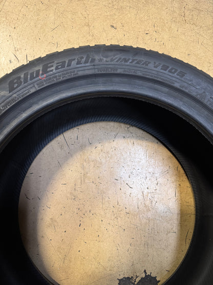 NOS YOKOHAMA BLUEARTH WINTER V905 BSW P 235 45 18 98Y XL UHP WINRER TIRE 90625