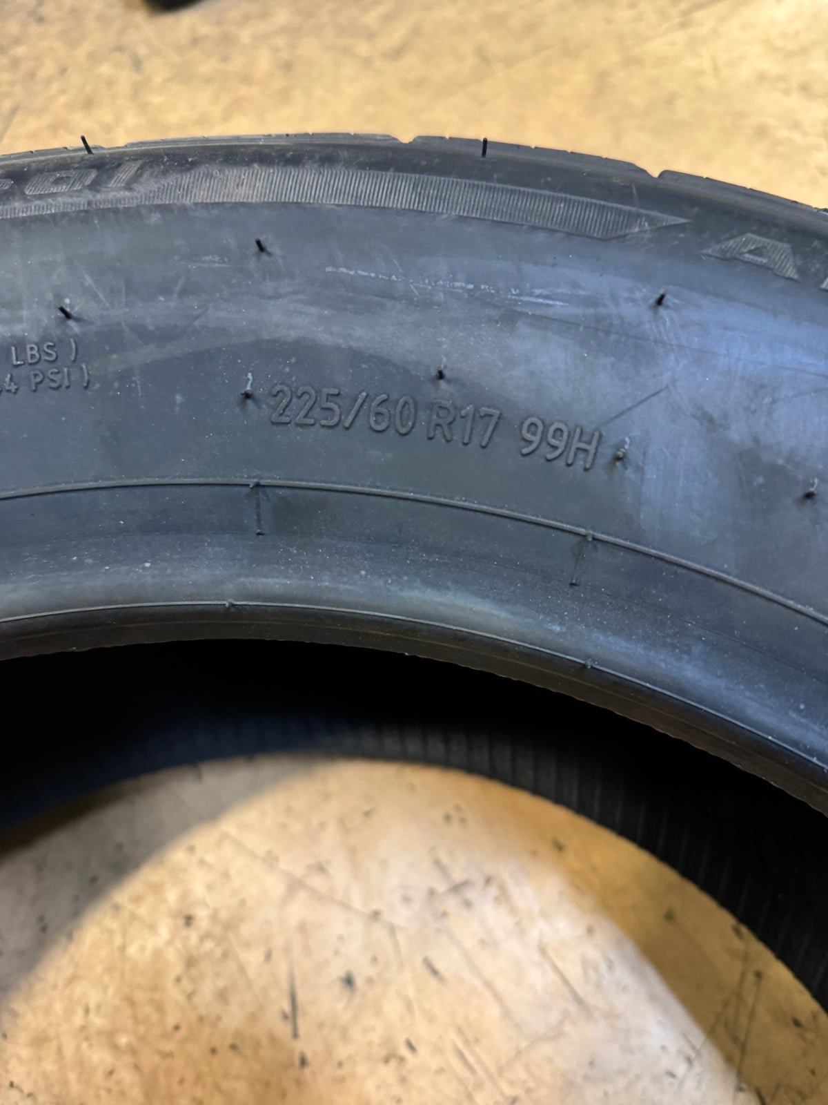 BFGOODRICH ADVANTAGE CONTROL BSW P 225 60 17 99H ALL SEASON TIRE 31398