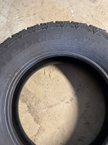 NOS KELLY EDGE AT BSW LT 235 80 17 120/117R 10PLY HIGHWAY TERRAIN TIRE 357730297