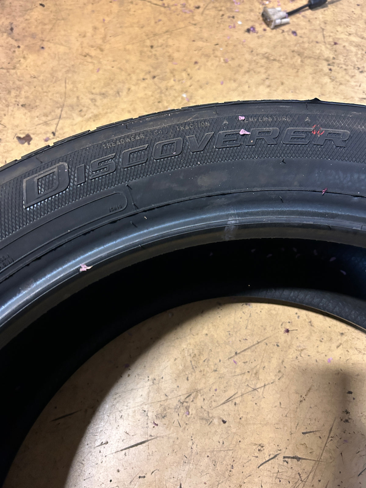 COOPER DISCOVERER ENDURAMAX BSW P 235 55 20 102H ALL WEATHER TIRE 166262007