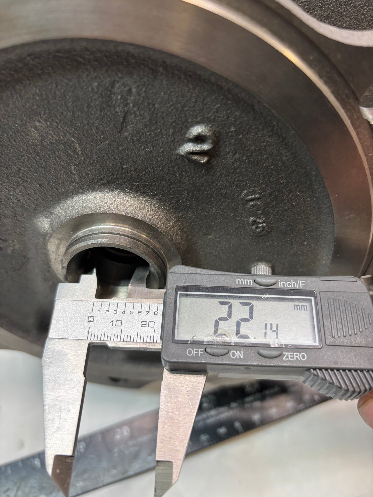 BEARING HOUSING  FOR CAT 637568 137568