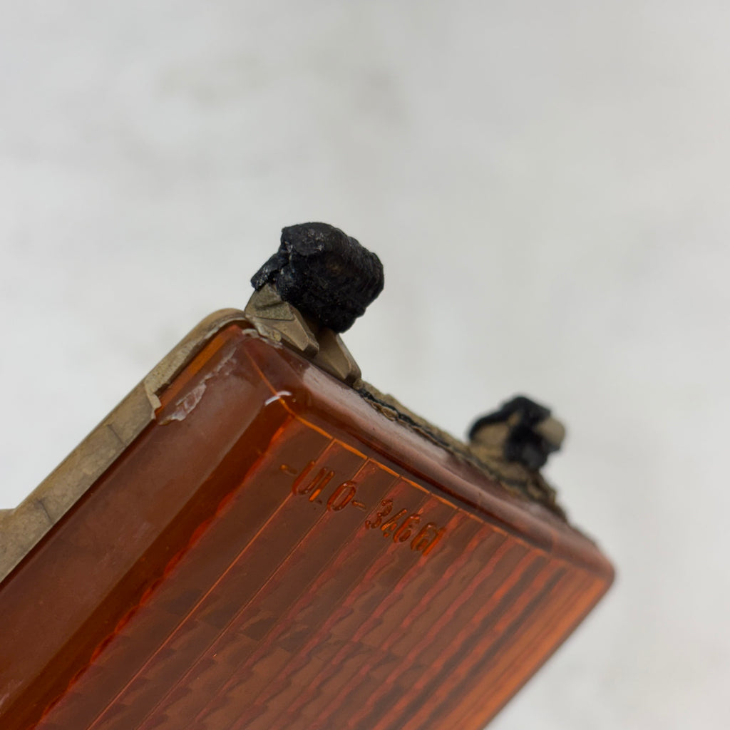 USED GENUINE PORSCHE FRONT MARKER AMBER LIGHT 96463141000
