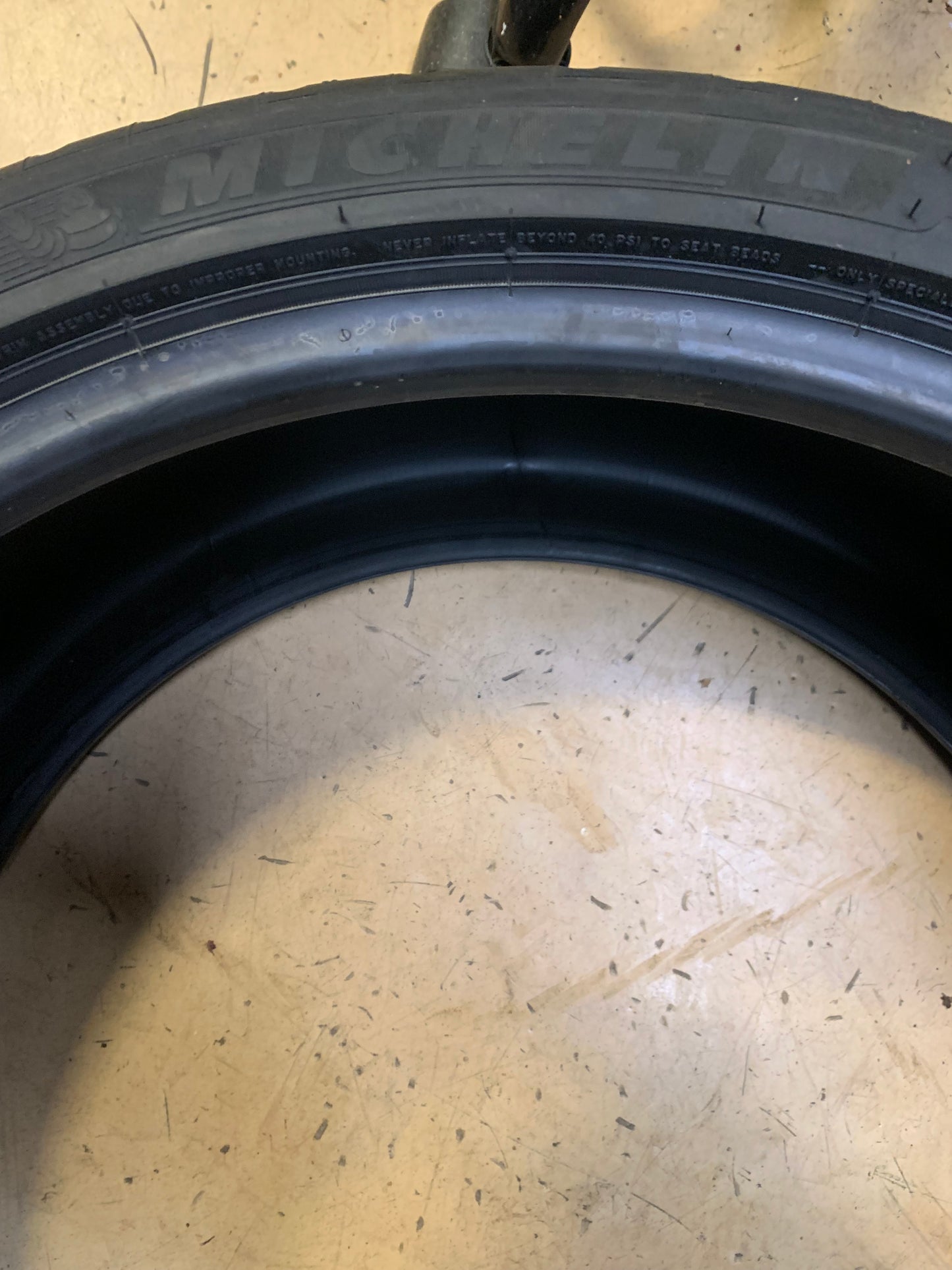 MICHELIN PILOT SPORT ALL SEASON 4 P 245 35 19 93Y XL HIGHWAY TERRAIN TIRE 41204