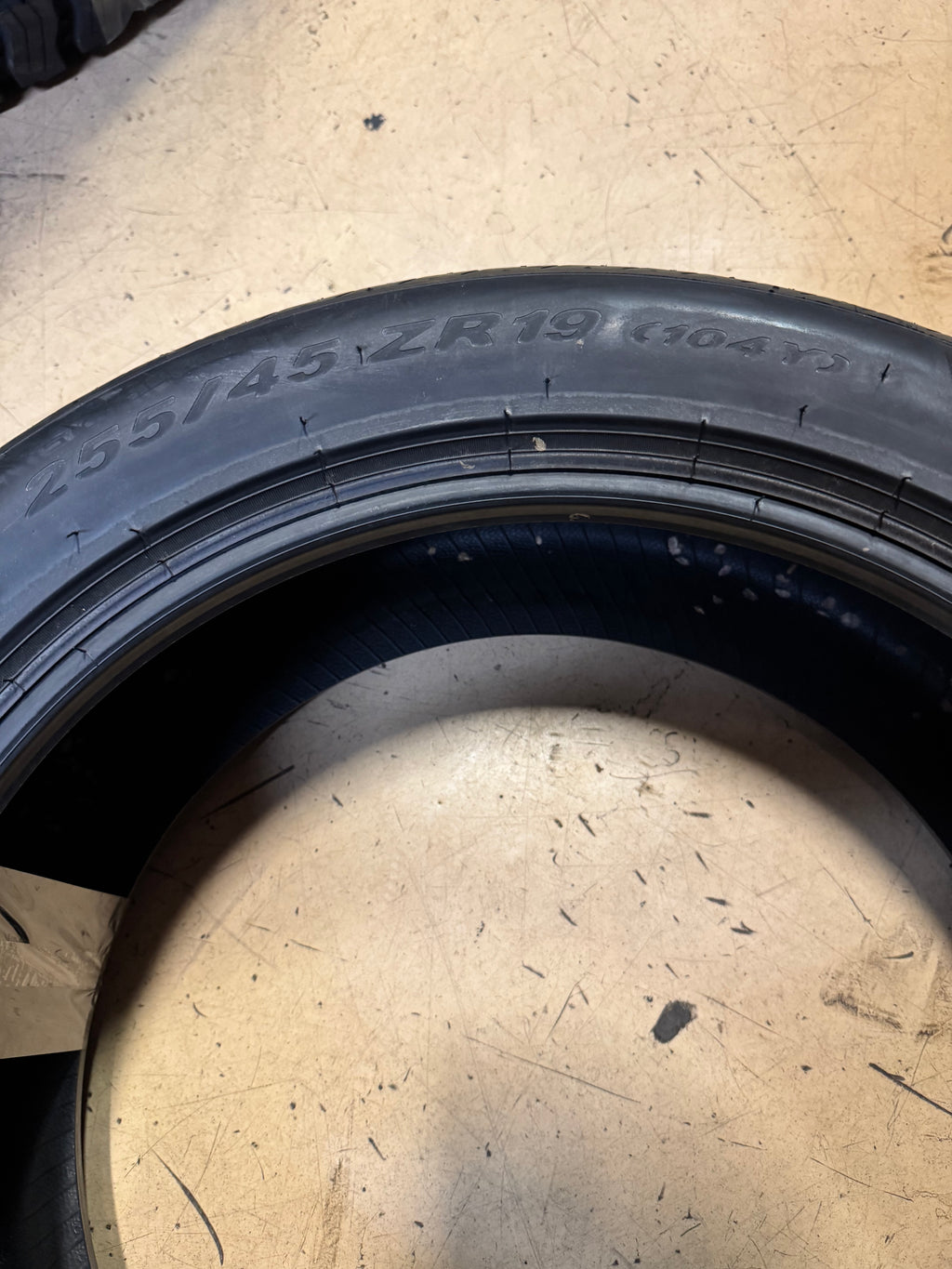 2 NOS PIRELLI P ZERO (MO) BSW P 255 45 19 104Y XL UHP SUMMER TIRE 2035100