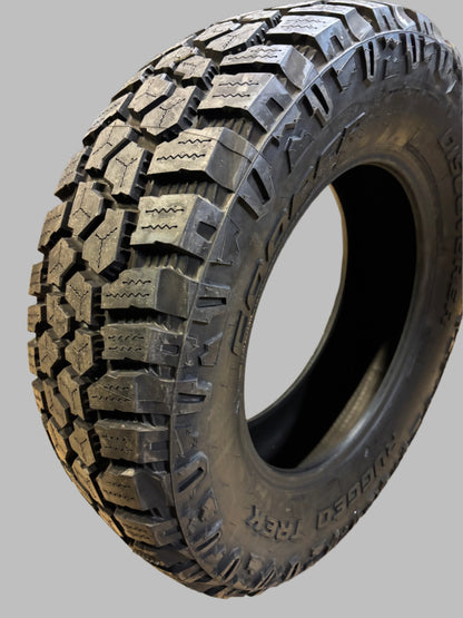 COOPER DISCOVERER RUGGED TREK BSW P 255 70 18 116T XL ALL TERRAIN  TIRE 171104005