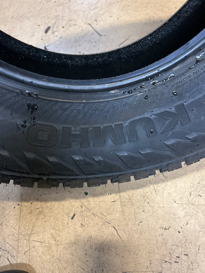 KUMHO ROAD VENTURE AT52 BSW P 245 75 16 111T ALL TERRAIN TIRE 2289903