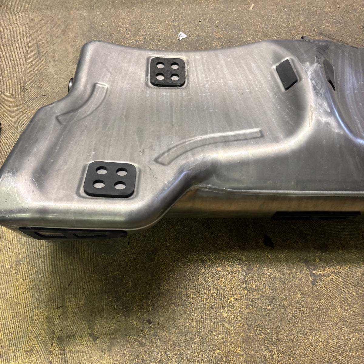 USED FUEL TANK 04-06 PORSCHE CARRERA GT 980 201 013 04