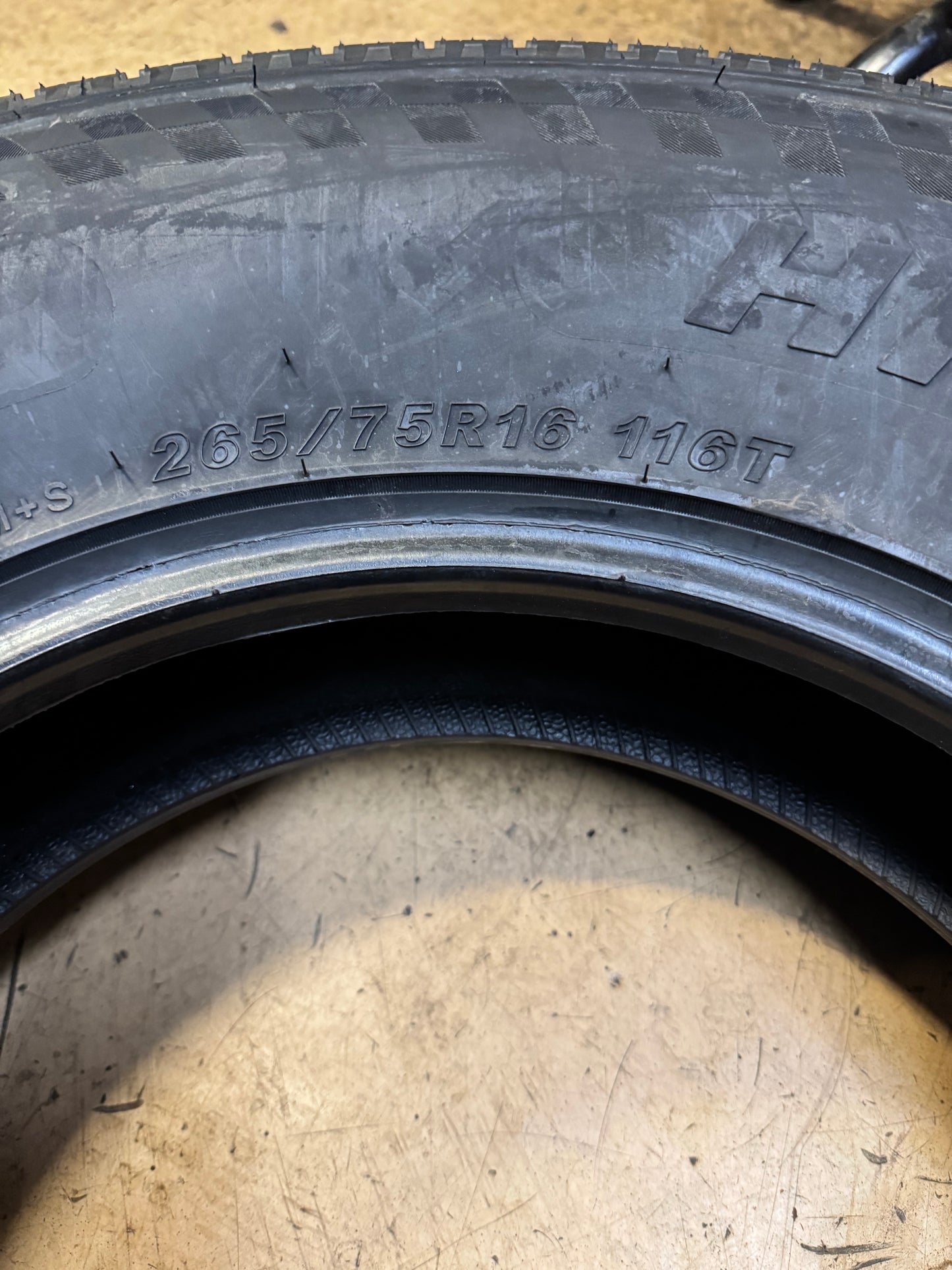 BLACKHAWK HISCEND-H HT01 BSW P 265/75R16 116T ALL SEASON TIRE 5545915V