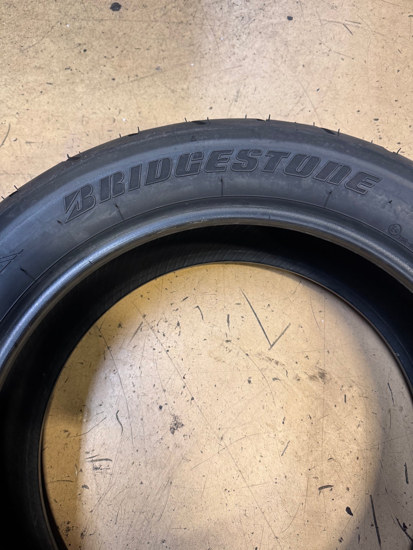 BRIDGESTONE EXEDRA MAX BSW 200 60 16 79V REAR MOTORCYCLE TIRE 4676