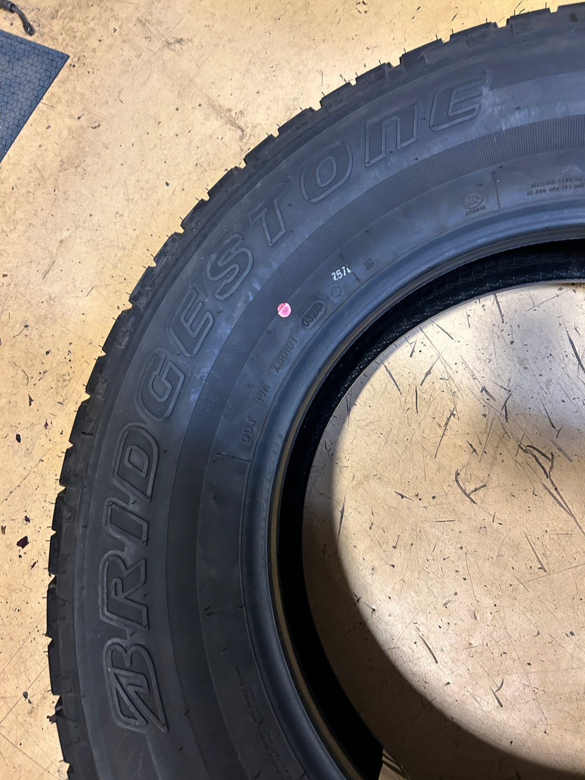 BRIDGESTONE DUELER RH-S (DRHSDZ) BSW P 255 70 18 113T ALL TERRAIN TIRE 009901