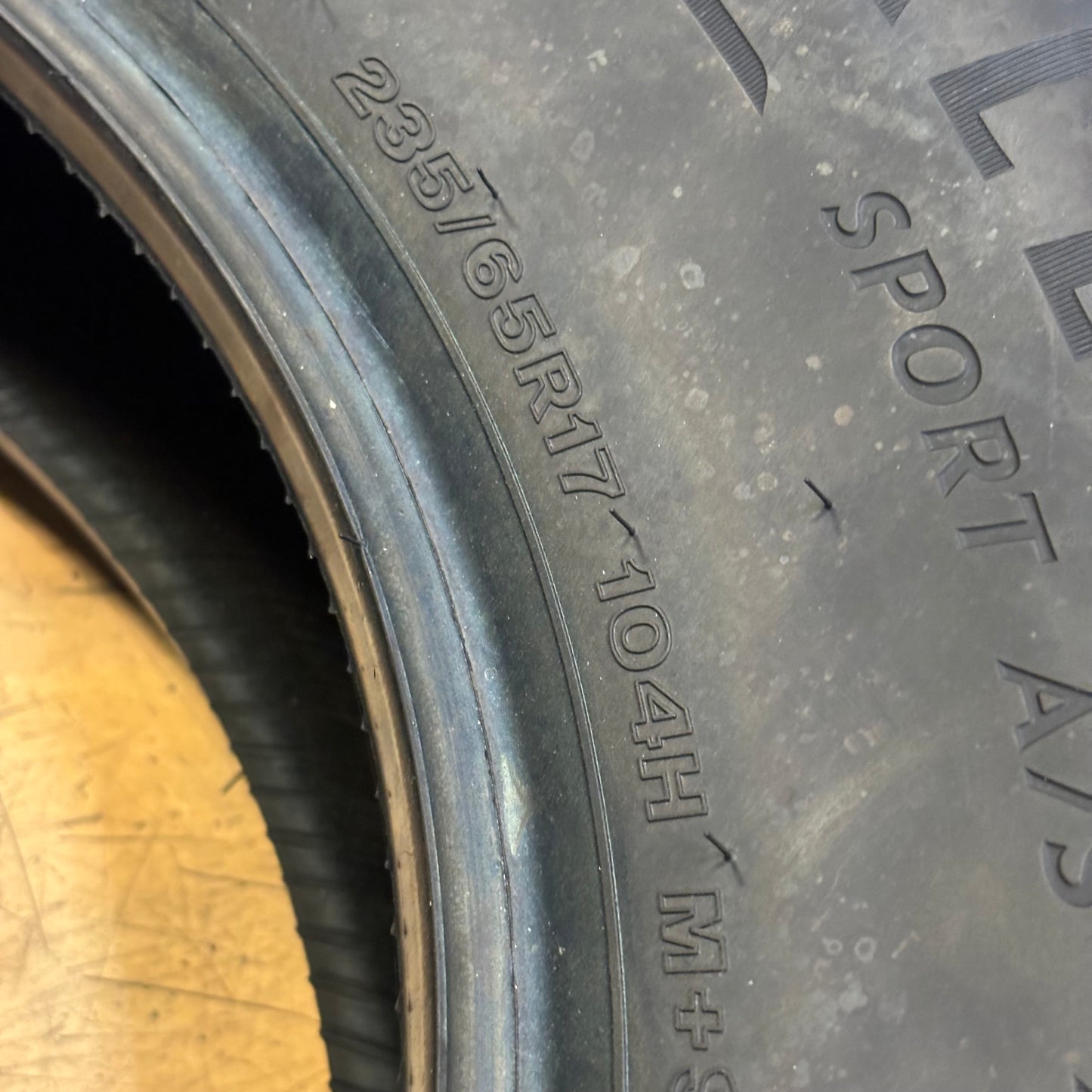 2 BRIDGESTONE ALENZA SPORT A/S BSW P 235 65 17 104H ALL SEASON TIRE 009618