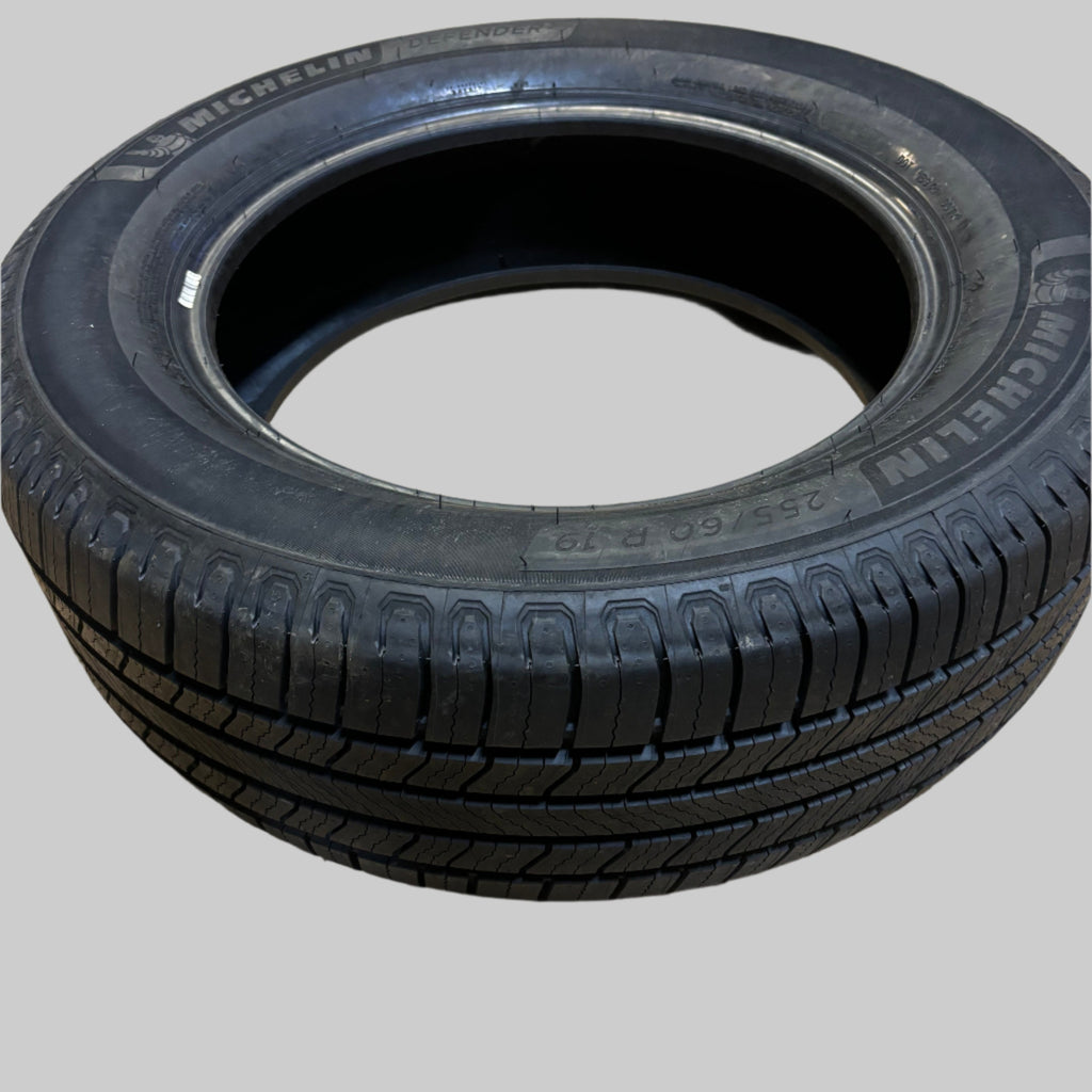 MICHELIN DEFENDER 2 P 255 60 19 109H SL ALL SEASON TIRE 52913