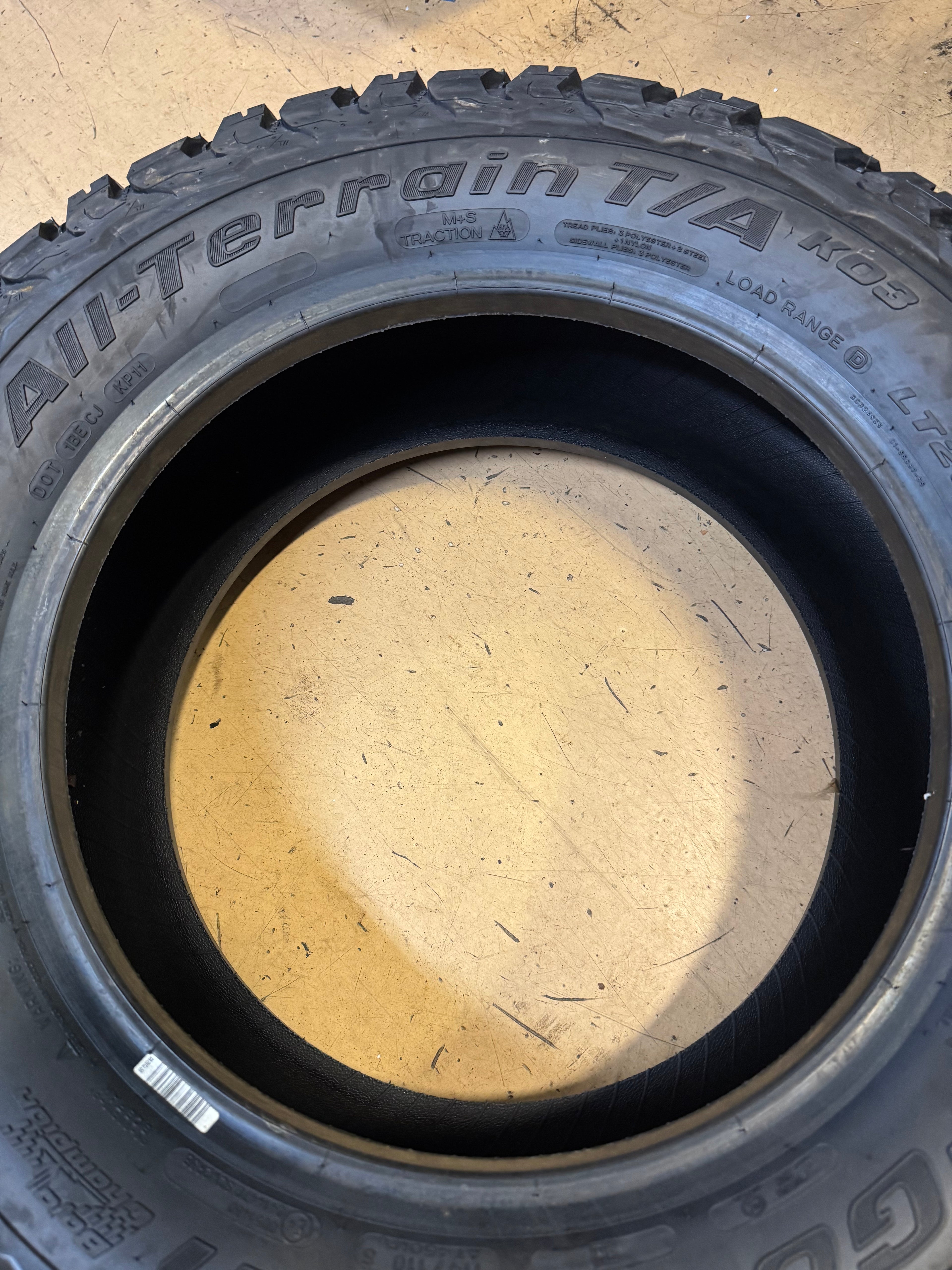 BFGOODRICH ALL-TERRAIN T/A KO3 BSW LT 265 60 18 114/110S 8PLY  TIRE 03501