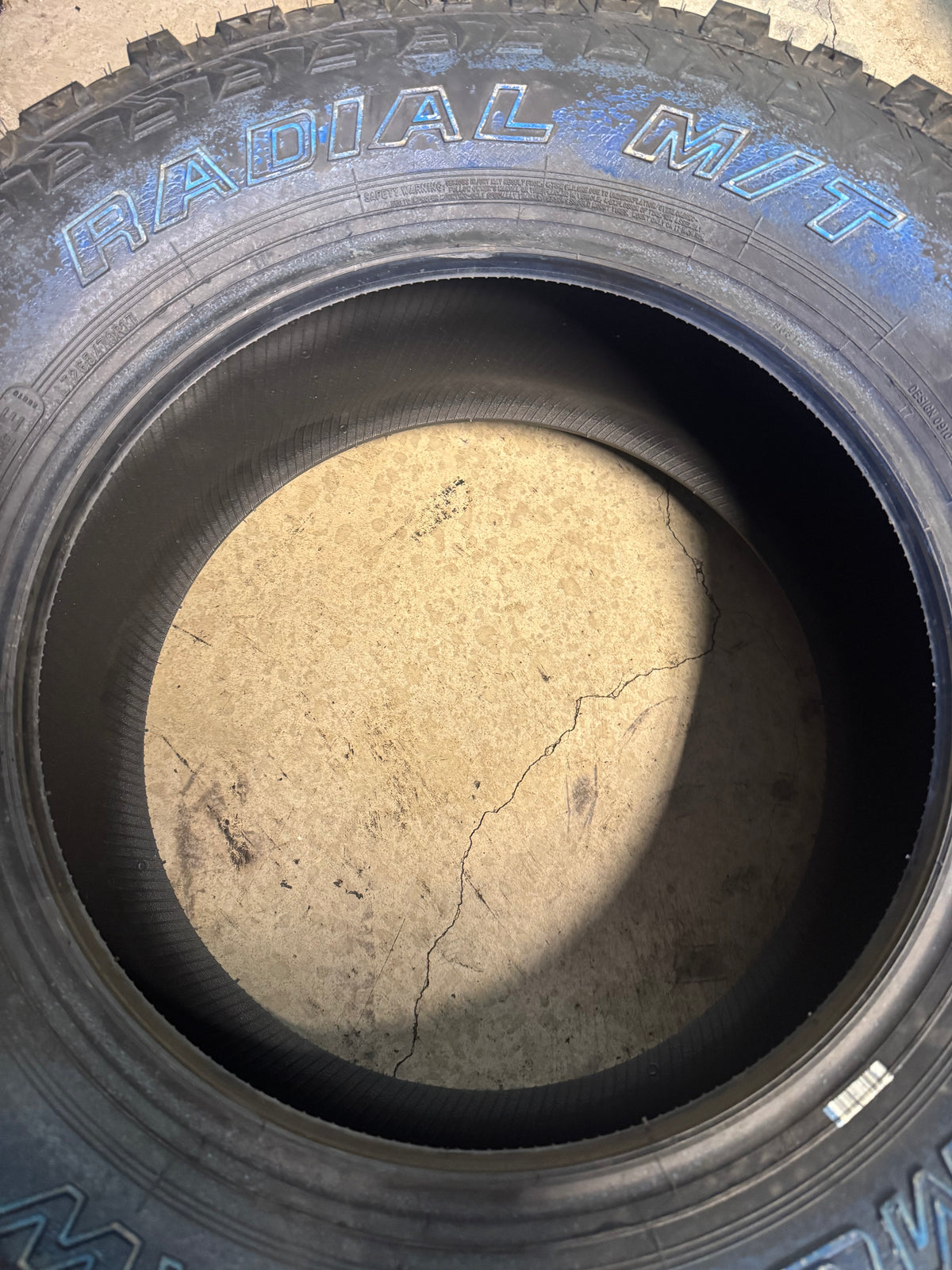 NOS MUD CLAW RADIAL M/T OWL LT 265 70 17 121/118Q 10PLY MUD TERRAIN TIRE CLW92