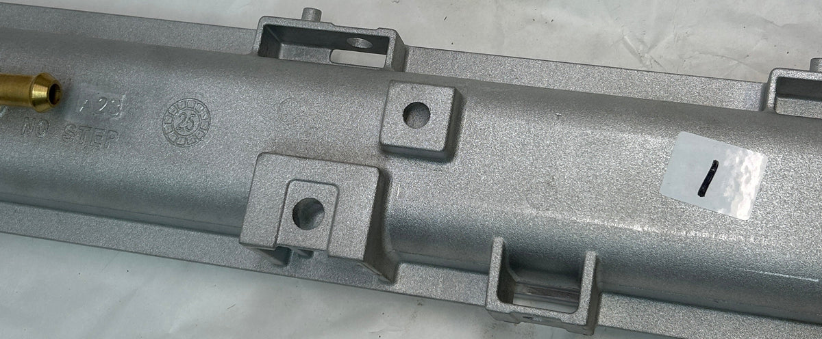 BFCAR  ENGINE COOILING CAST ALUMINUM RADIATOR TOP/HEADER TANK  7E001717