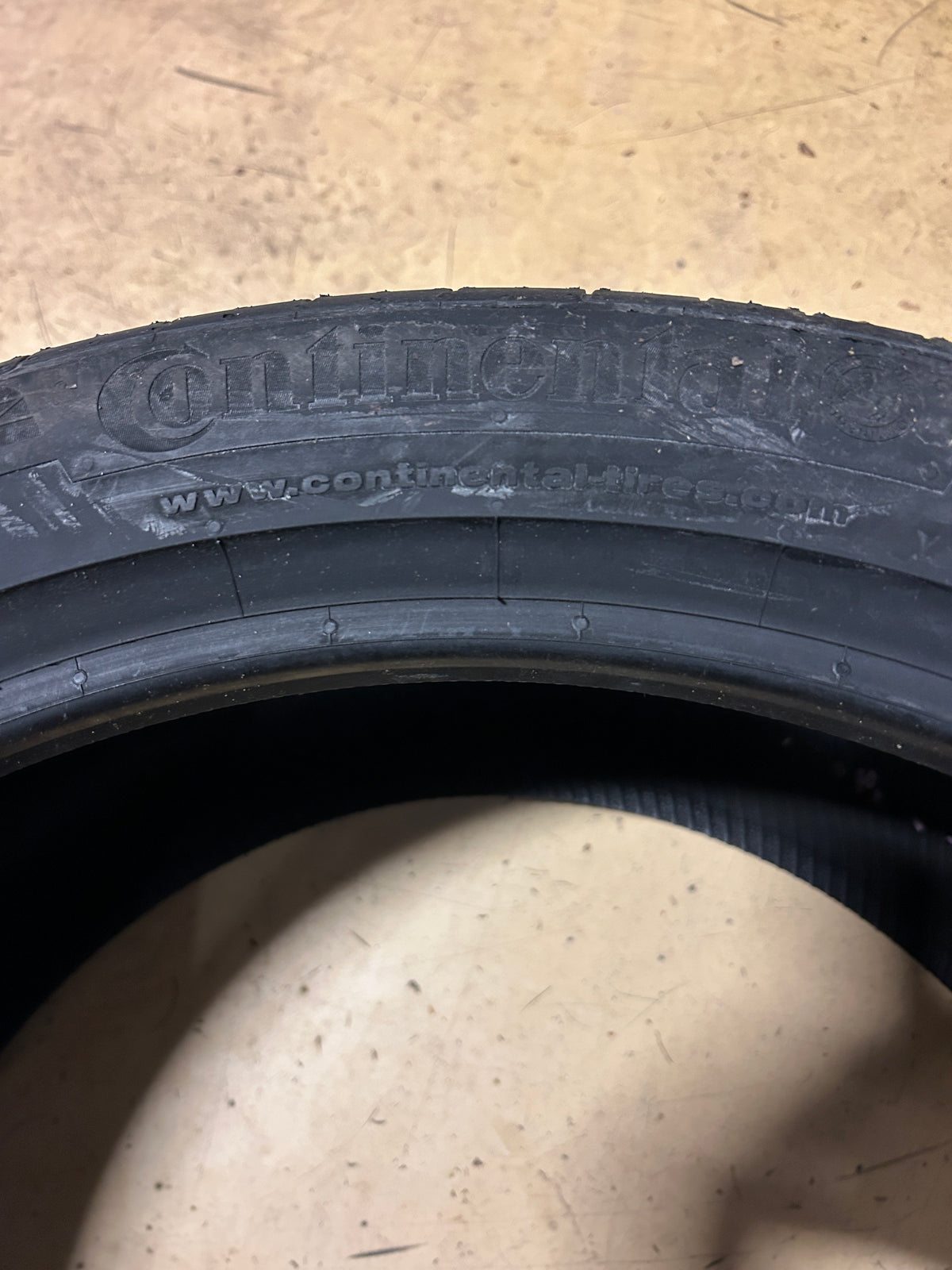 CONTINENTAL CONTISPORTCONTACT 5 (MGT) P 295 35 21 103Y UHP TIRE 03580580000