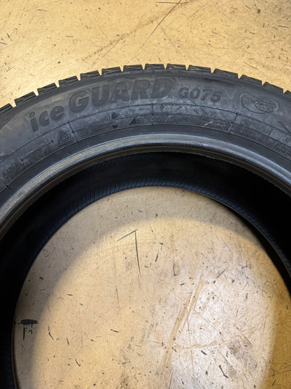 YOKOHAMA ICEGUARD GO75 BSW P 215 60 17 96T WINTER TIRE 110175138