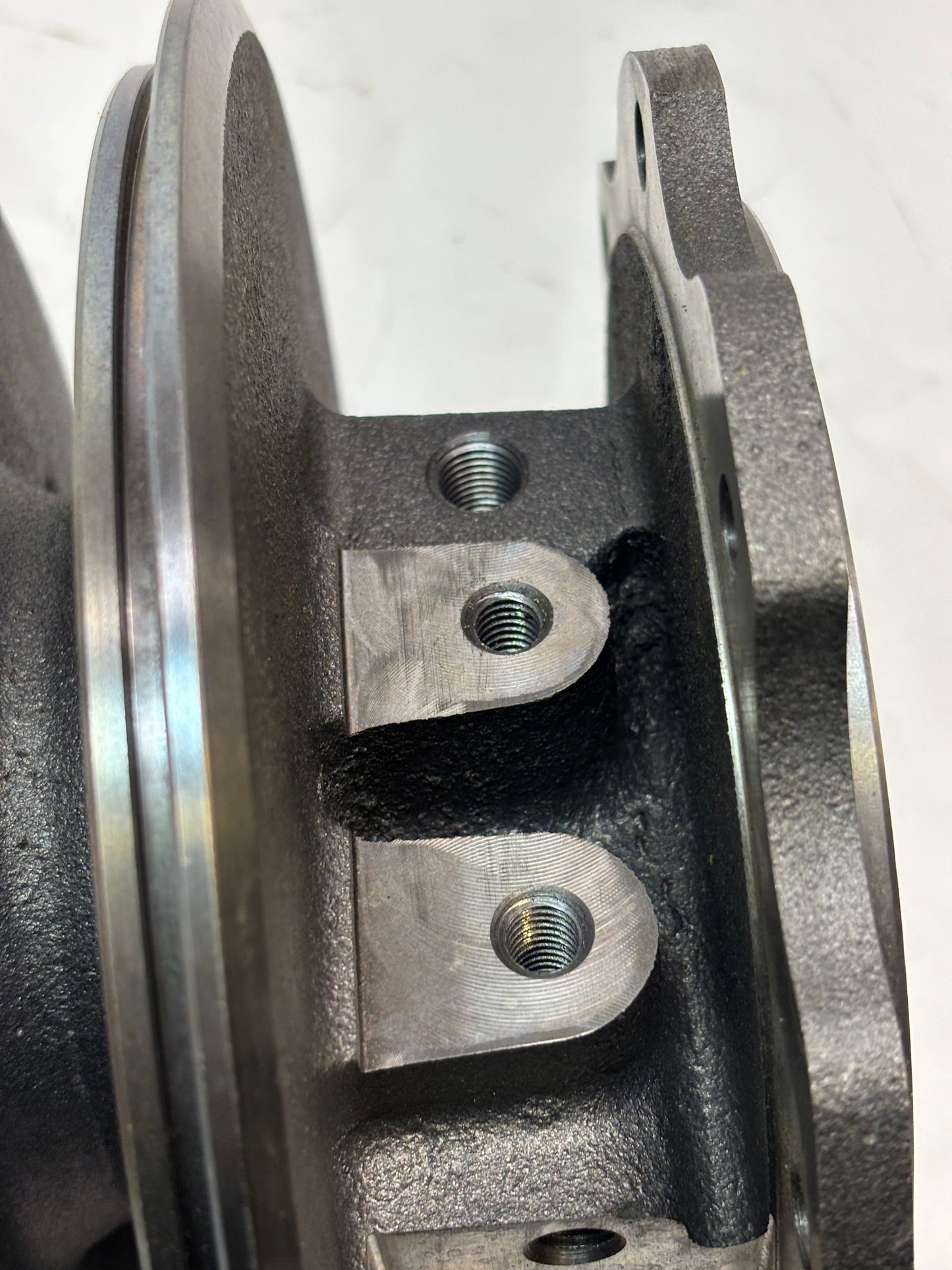 BEARING HOUSING  FOR CAT 637568 137568