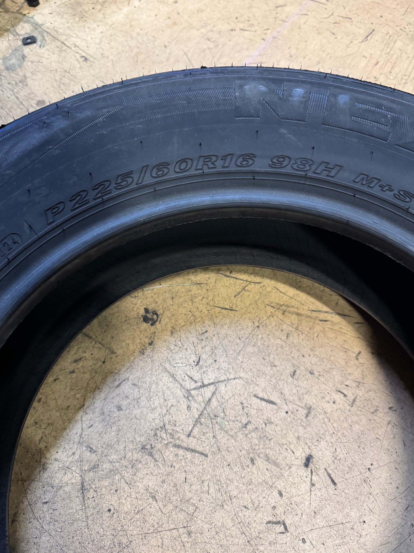 NEXEN CP672 BSW P 225 60 16 98H ALL SEASON TIRE 12954NXK