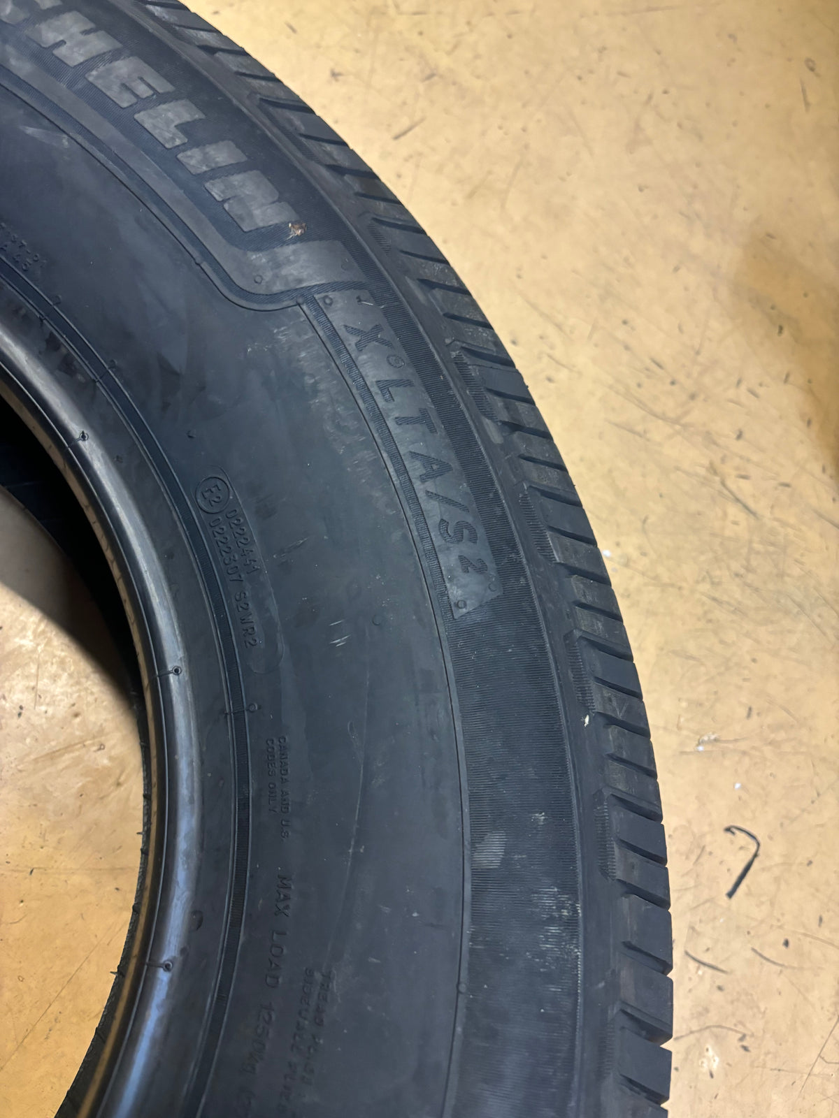 MICHELIN DEFENDER LTX M/S2 P 255 70 17 116T XL ALL SEASON TIRE 59350