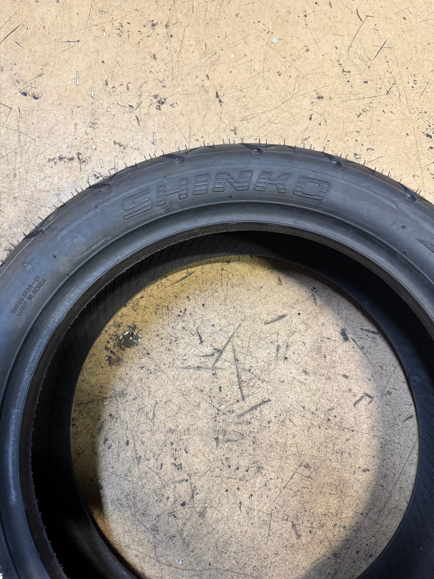SHINKO SR568 BSW 130 70 13 63P REAR MOTORCYCLE TIRE 874502