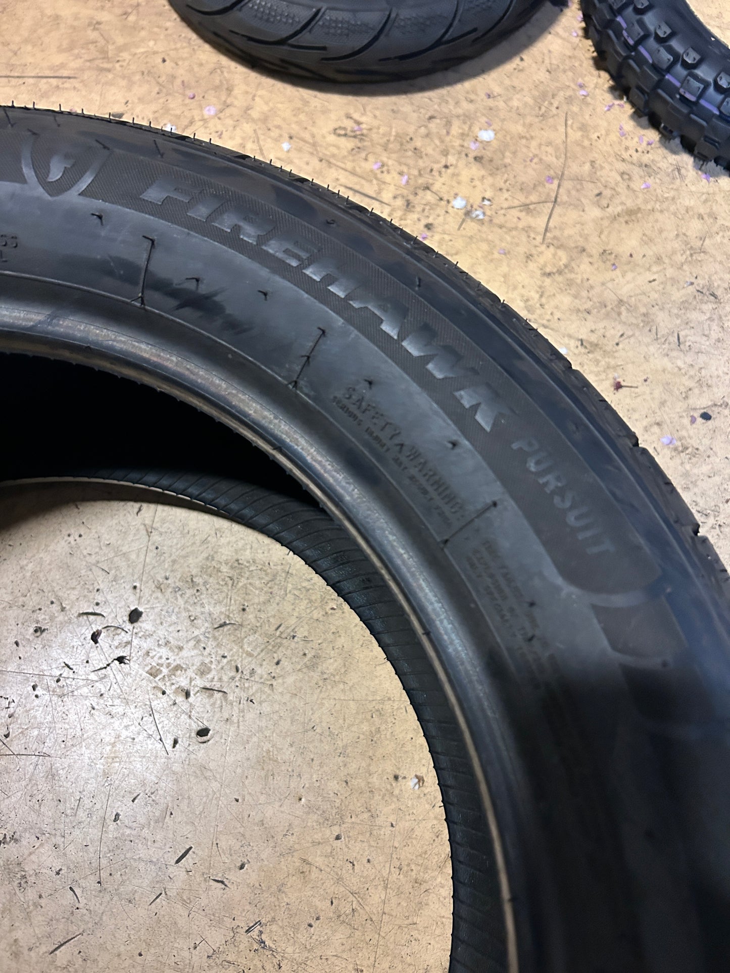 2 NOS FIRESTONE FIREHAWK PURSUIT BSW P 235 50 17 96W ALL SEASON TIRE 011494