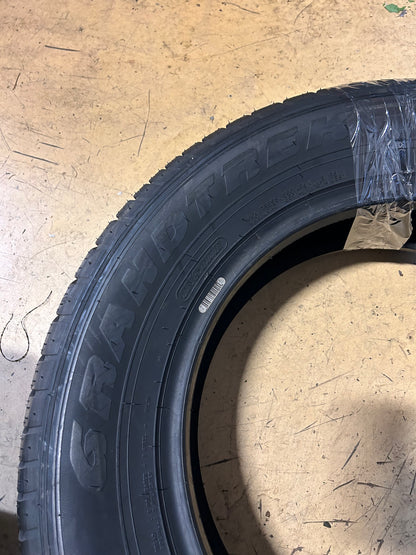 2 NOS DUNLOP GRANDTREK ST30 BSW P 225 65 17 102H ALL SEASON TIRE 290126789