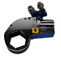 BOLTTECH TORQUE WRENCH TL4 WITH A 2 3/4" SOCKET