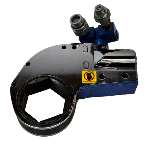 BOLTTECH TORQUE WRENCH TL4 WITH A 2 3/4" SOCKET