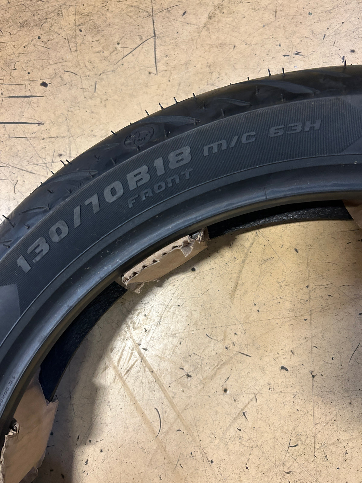 METZELER CRUISETEC BSW  130 70 18 63H FRONT MOTORCYCLE TIRE 4404600
