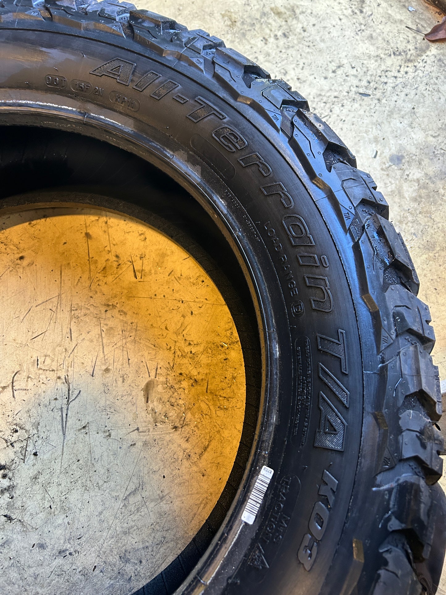 BFGOODRICH ALL-TERRAIN T/A KO3 BSW LT 275 55 20 115/112S 8PLY TIRE 56770
