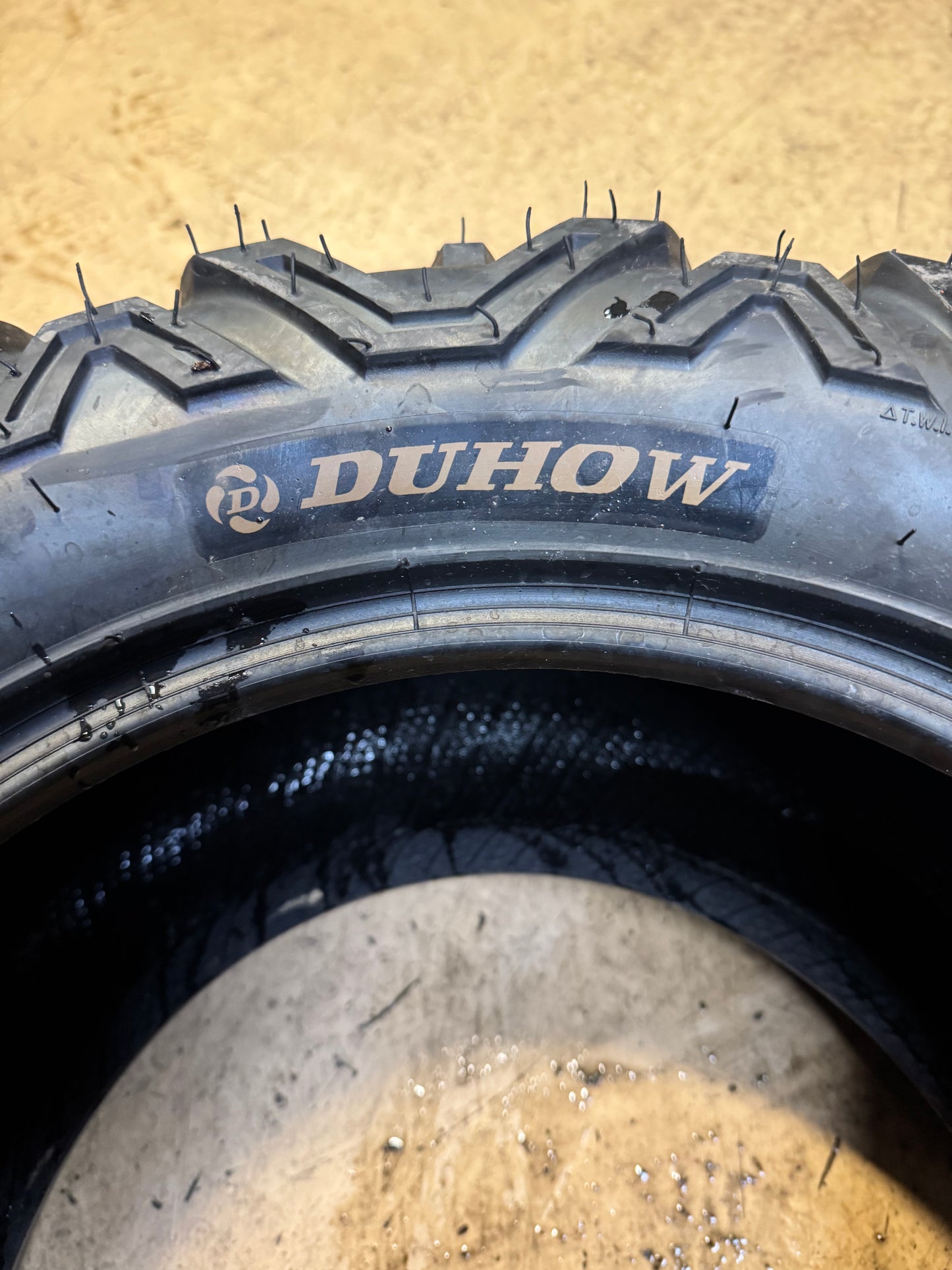 DUHOW BSW AT 26 11 14 54F 6PLY ATV/UTV TIRE DU261114