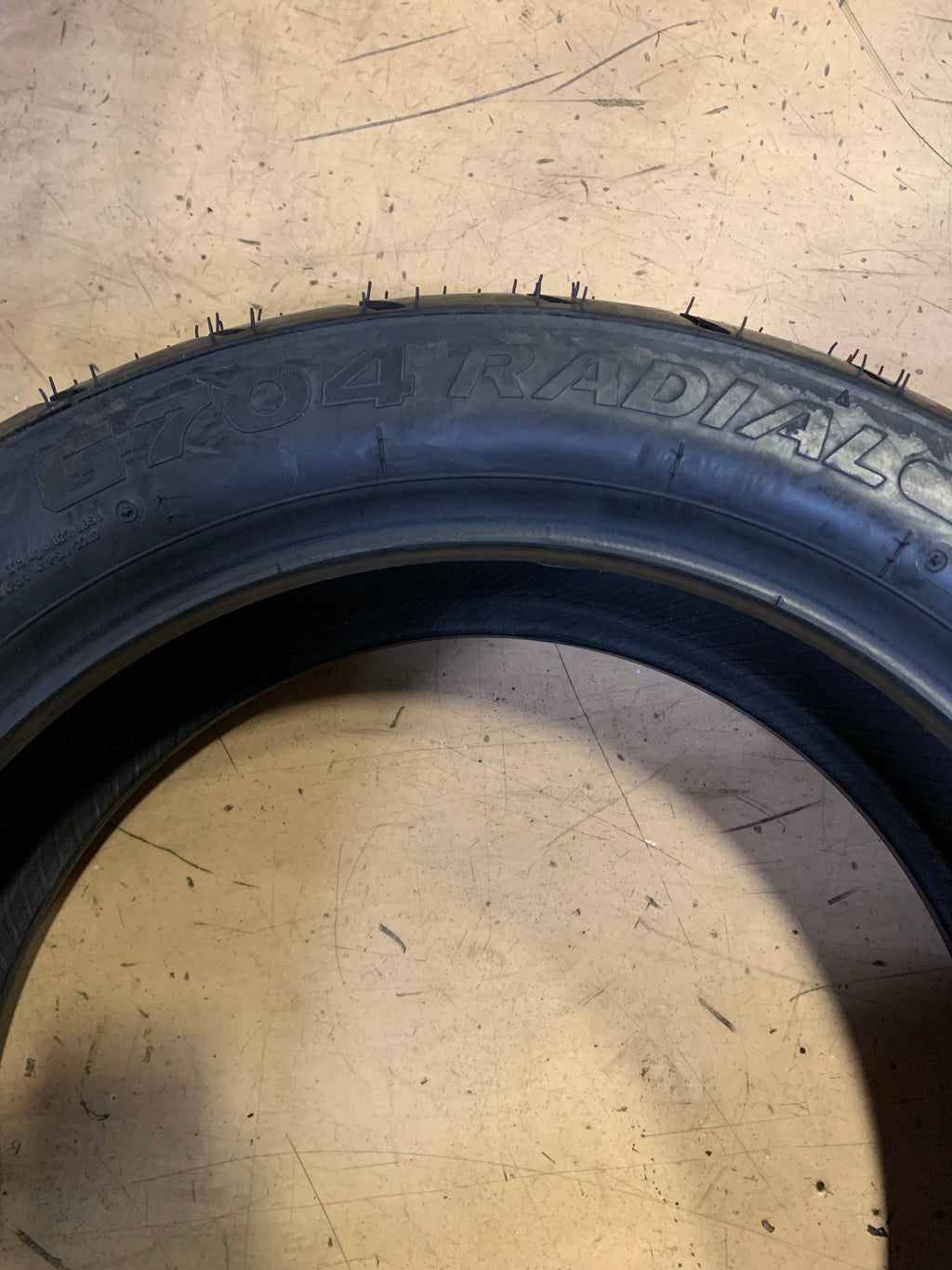 BRIDGESTONE EXEDRA G704 BSW  180 60 16 74H REAR MOTORCYCLE TIRE 70627