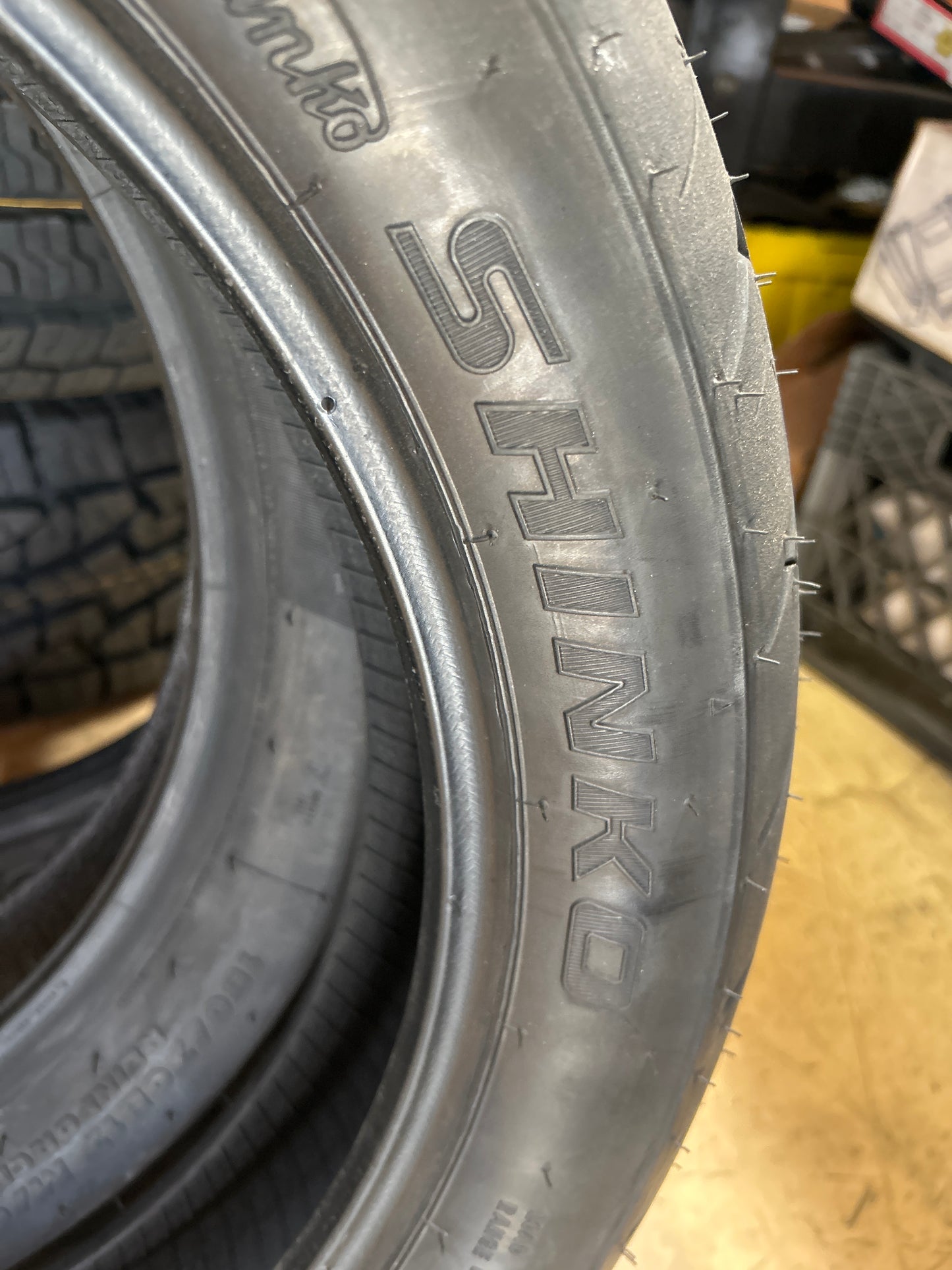 SHINKO SR777 BSW 130 80 17 65H FRONT MOTORCYCLE TIRE 874566
