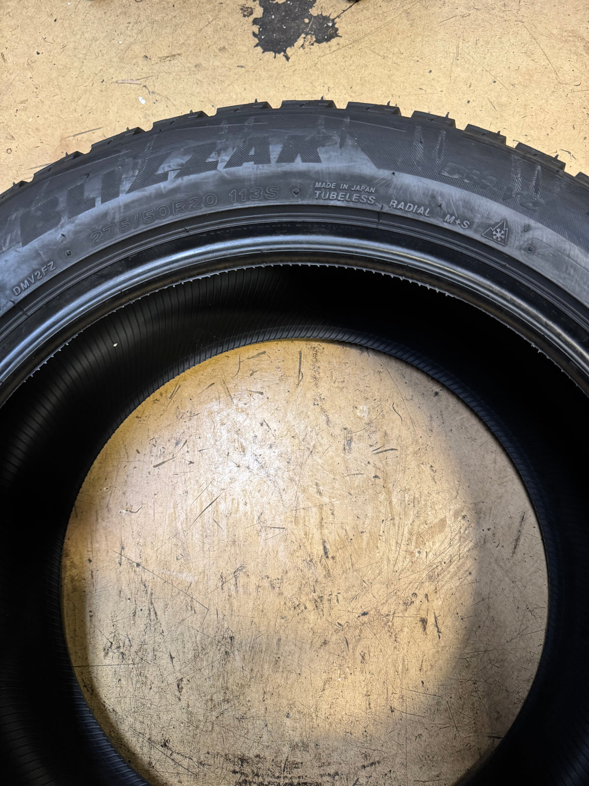 2 BRIDGESTONE BLIZZAK DM-V2 BSW P 275 50 20 113S XL WINTER TIRE 005845