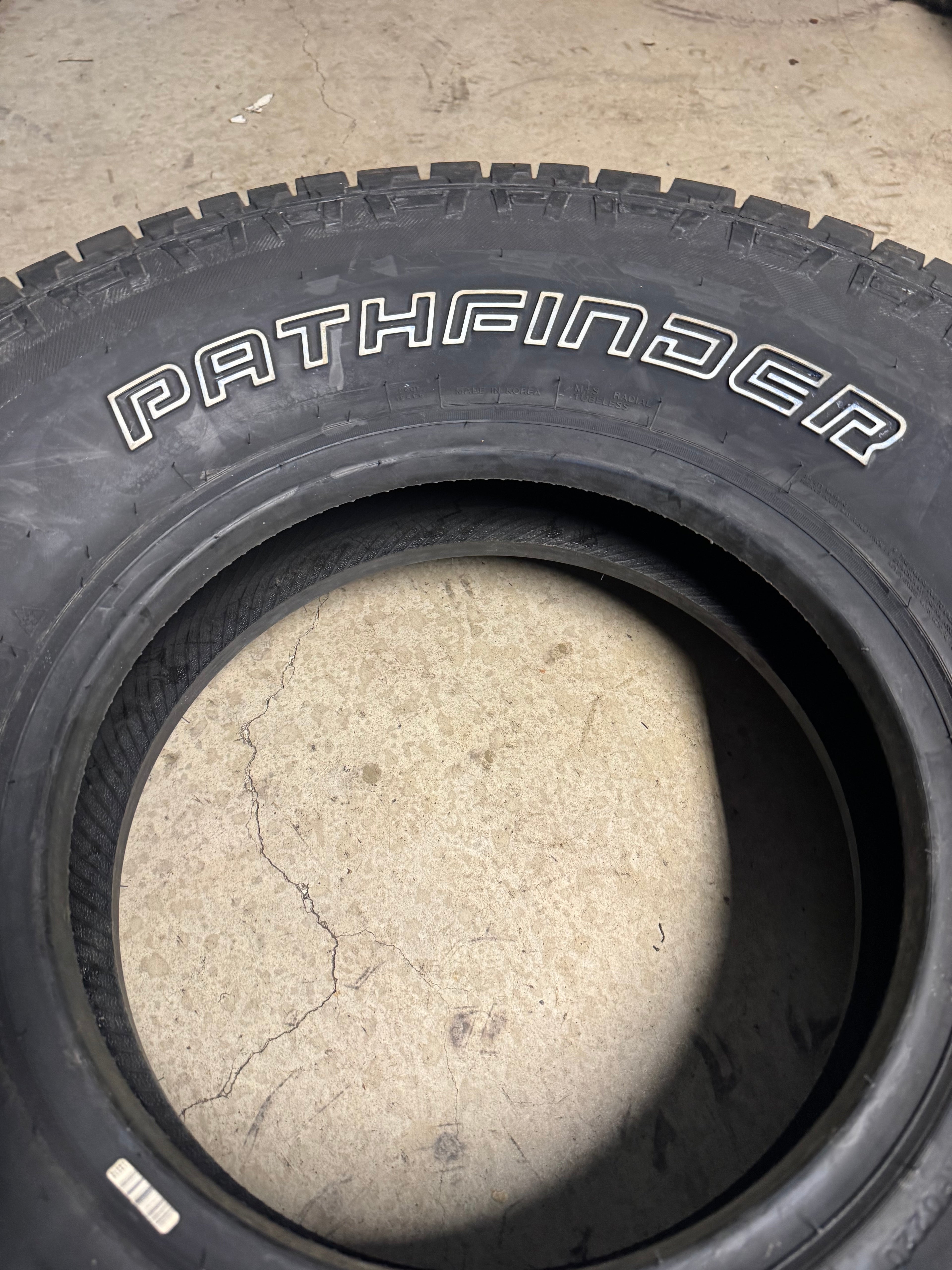 NOS PATHFINDER ALL TERRAIN OWL LT 285 75 16 126/123R 10PLY  TIRE 2020528
