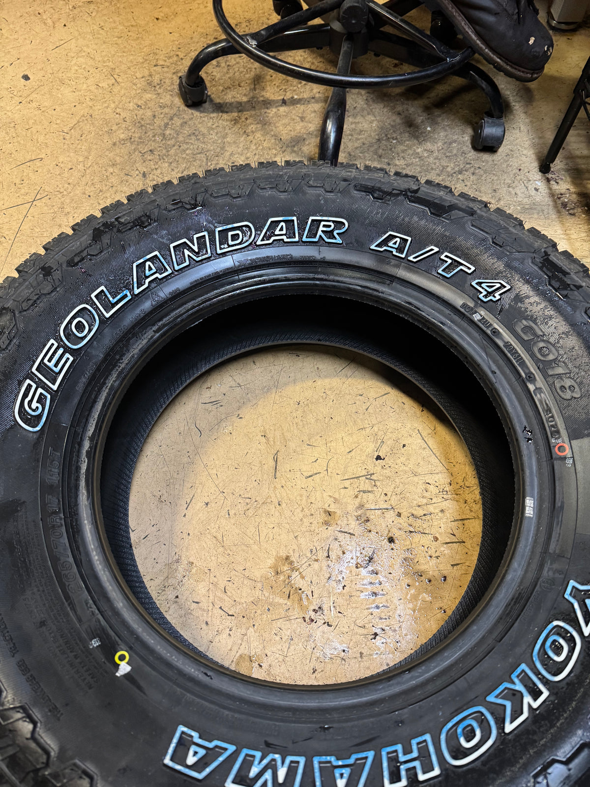 2 YOKOHAMA GEOLANDAR  AT4 GO18 RWL P 265 70 17 115T ALL TERRAIN TIRE 110101908