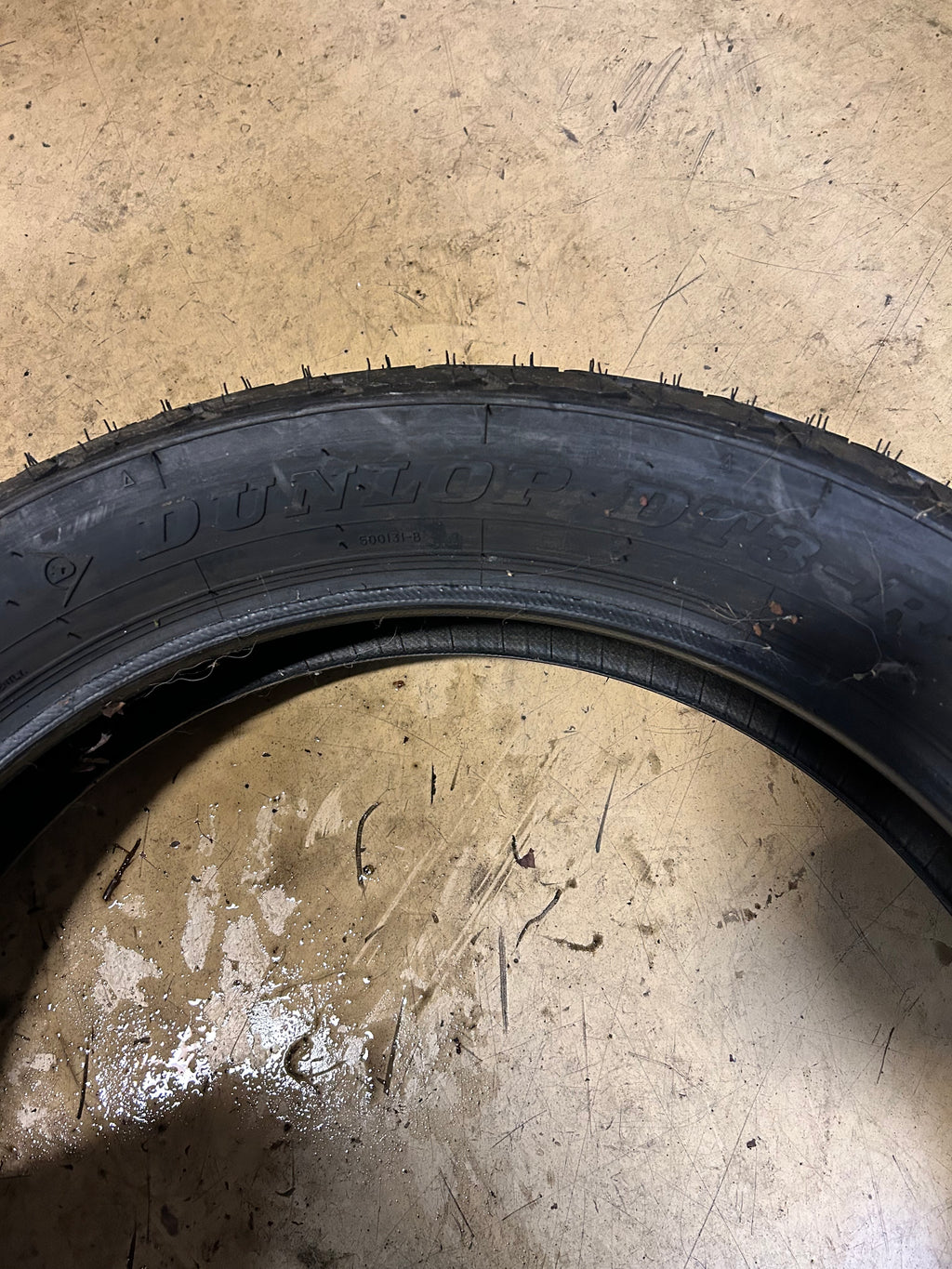 NOS DUNLOP DT3-R BSW  150 70 18 70V REAR MOTORCYCLE TIRE 45041058