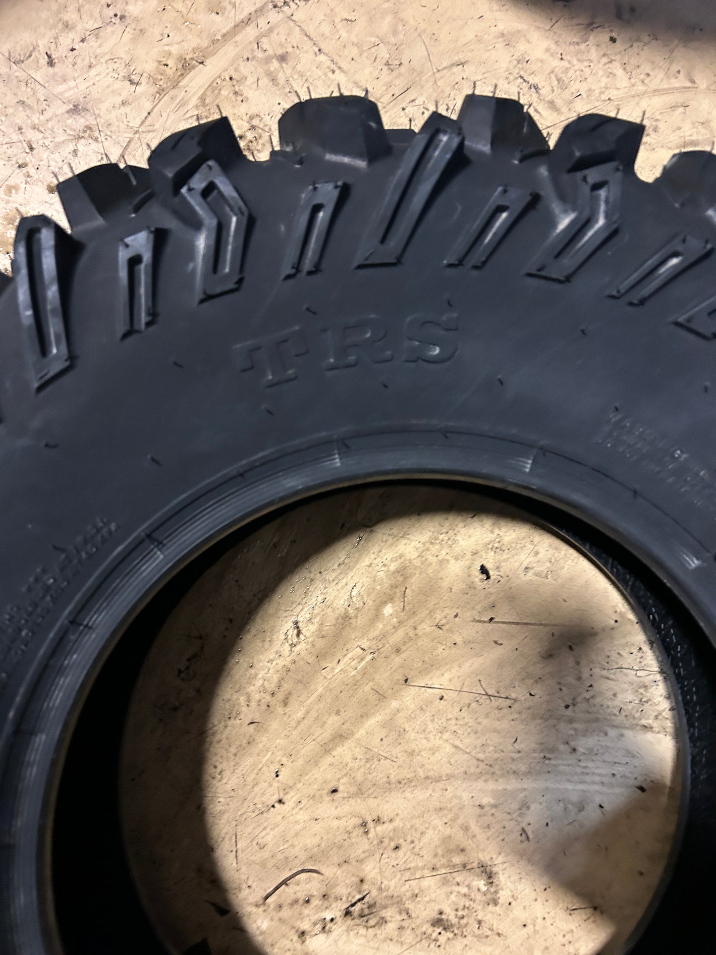 DELETE FORERUNNER TRS BSW AT 25 8 12 43F 6PLY ATV/UTV TIRE 5D815C0001