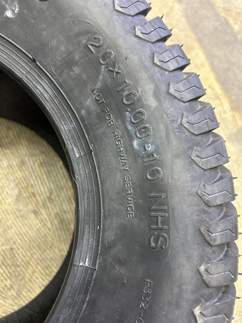 TRAC-GARD C/T N766 BSW  20 10 10 88B 6PLY LAWN TIRE 27110004