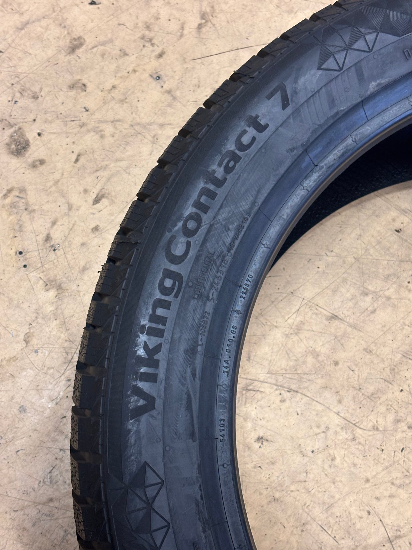CONTINENTAL VIKINGCONTACT 7 P 265 45 20 108T XL SNOW WINTER TIRE 03451440000