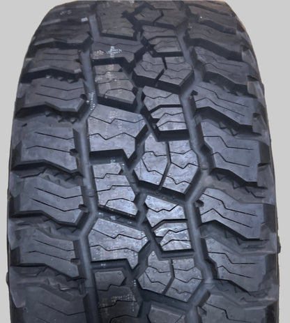 MICKEY THOMPSON BAJA BOSS A/T LT 285 55 22 124/121Q LRE 10 PLY TIRE 331031001 ALL TERRAIN