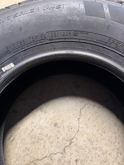 NOS MASTERCRAFT STRATUS HT BSW LT 265 75 16 123/120R 10PLY TIRE 175075002