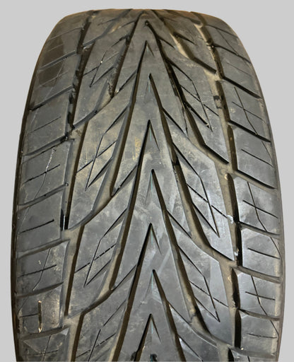 USED 8.5/32” OF 10/32” TOYO PROXES ST III P 265 40 22 106W XL ALL SEASON TIRE 247340