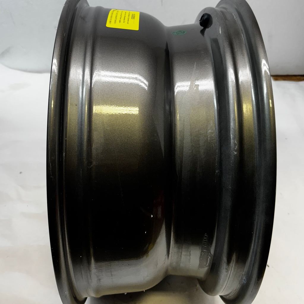 LEGENDARY WHEEL CO. STYLED ALLOY WHEEL 17"X8" CHARCOAL/MACHINED 5X114.3 ET7.4