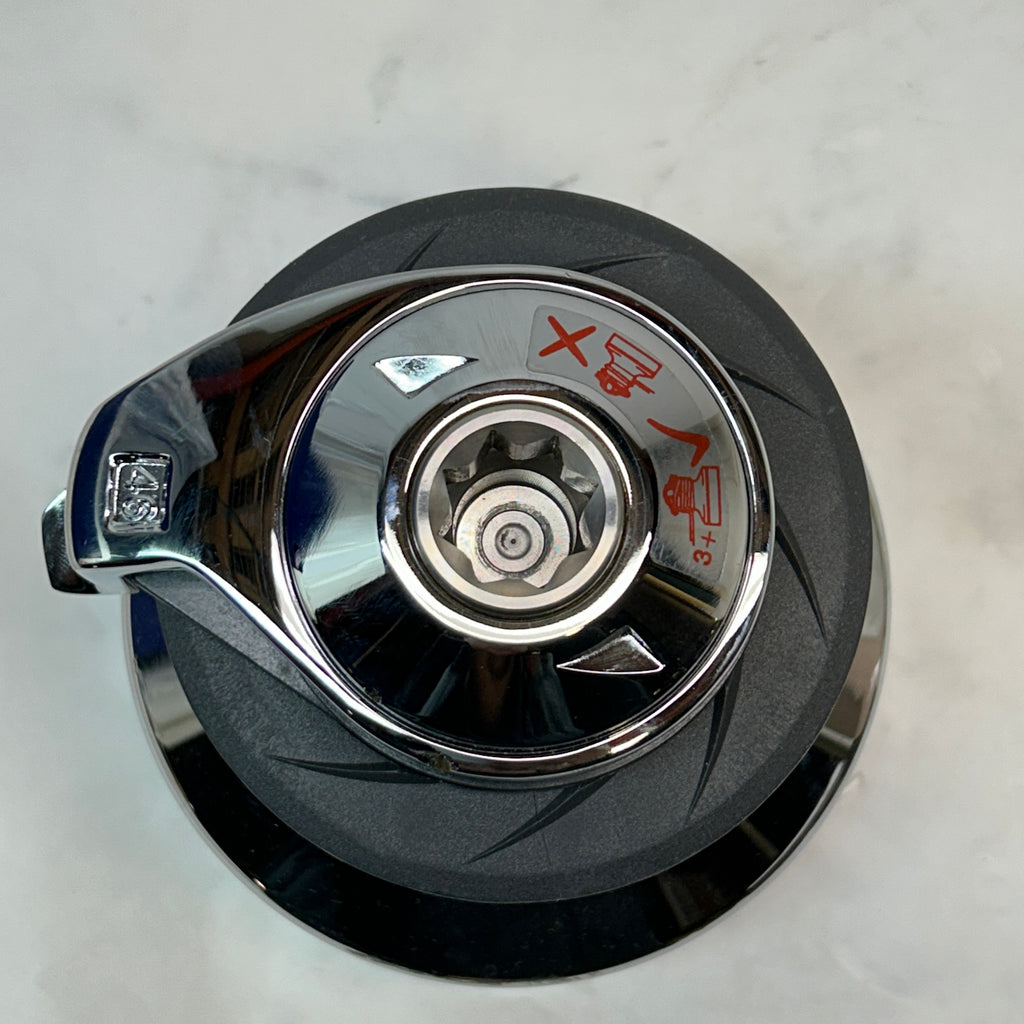 LEWMAR OCEAN SERIES 48ST HYDRAULIC BOAT WINCH CHROME FINISH