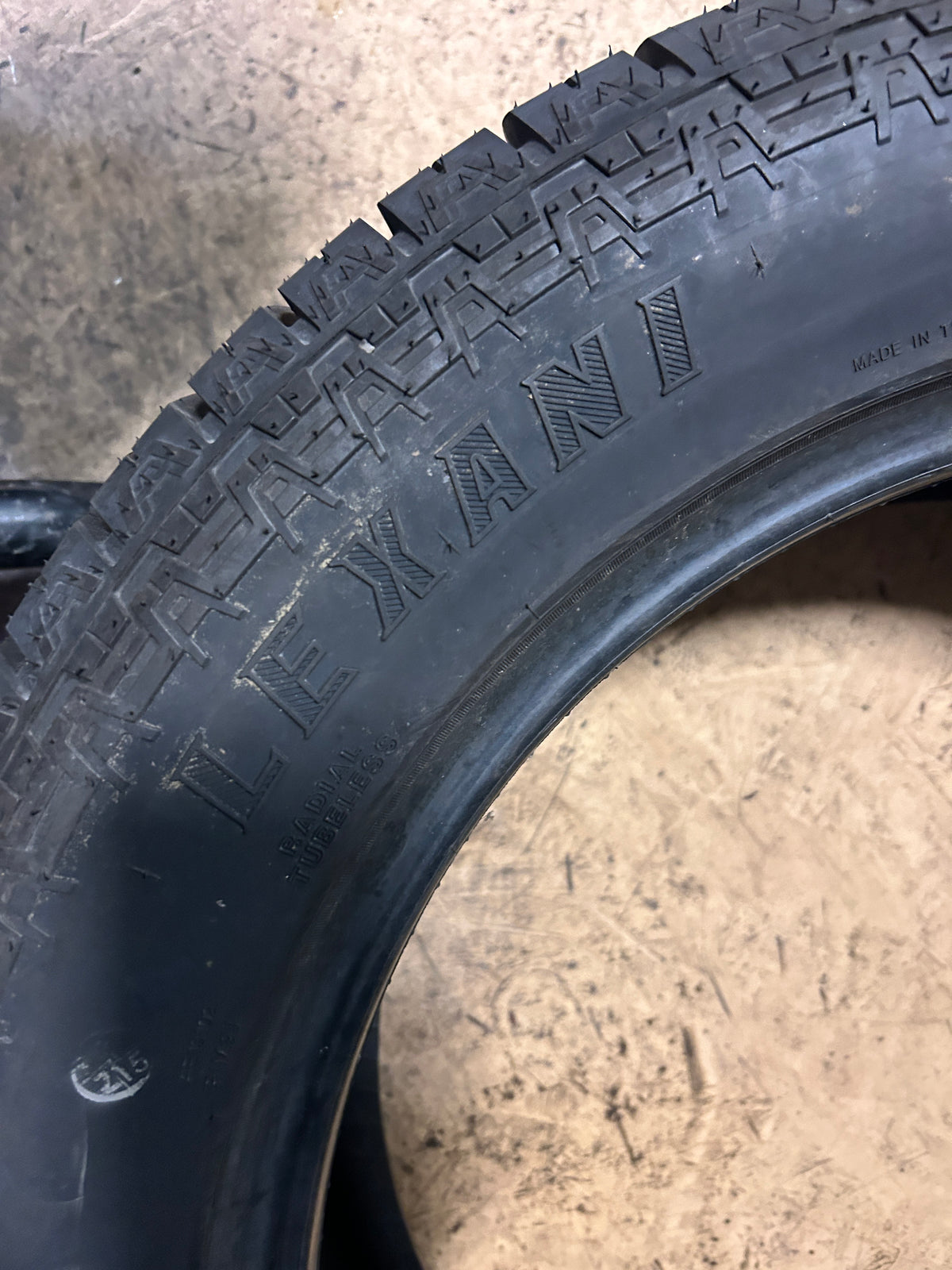 2 LEXANI TERRAIN BEAST AT BSW P 285 50 20 116T XL ALL TERRAIN TIRE LXSTAT2050020