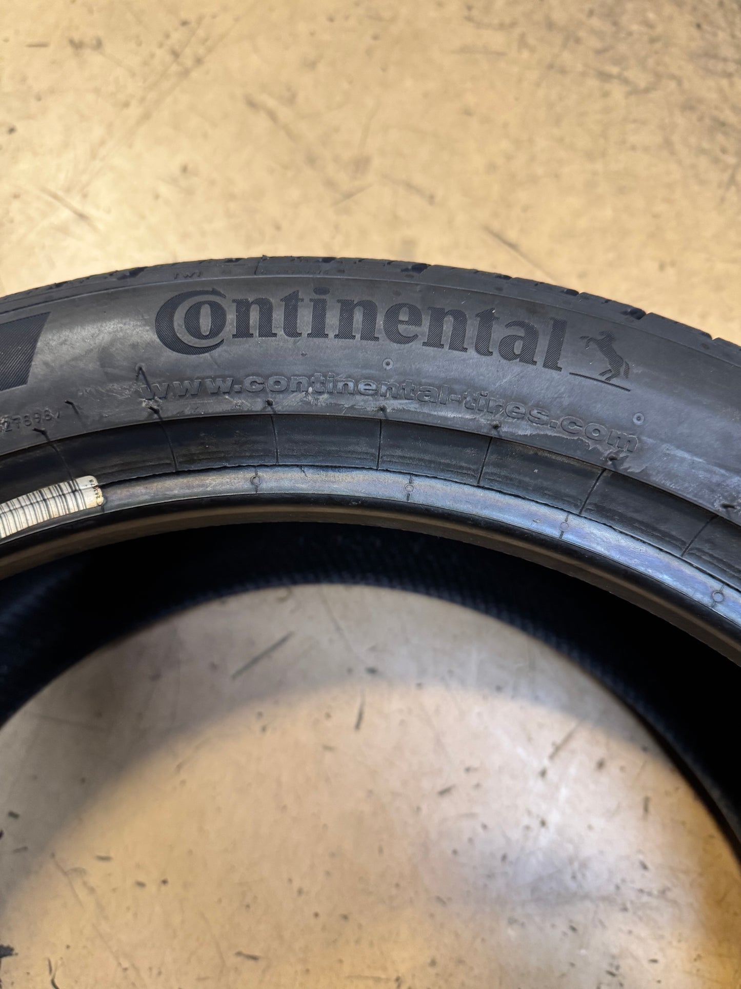 CONTINENTAL PROCONTACT RX BSW P 235 40 18 91W ALL SEASON TIRE 15579290000