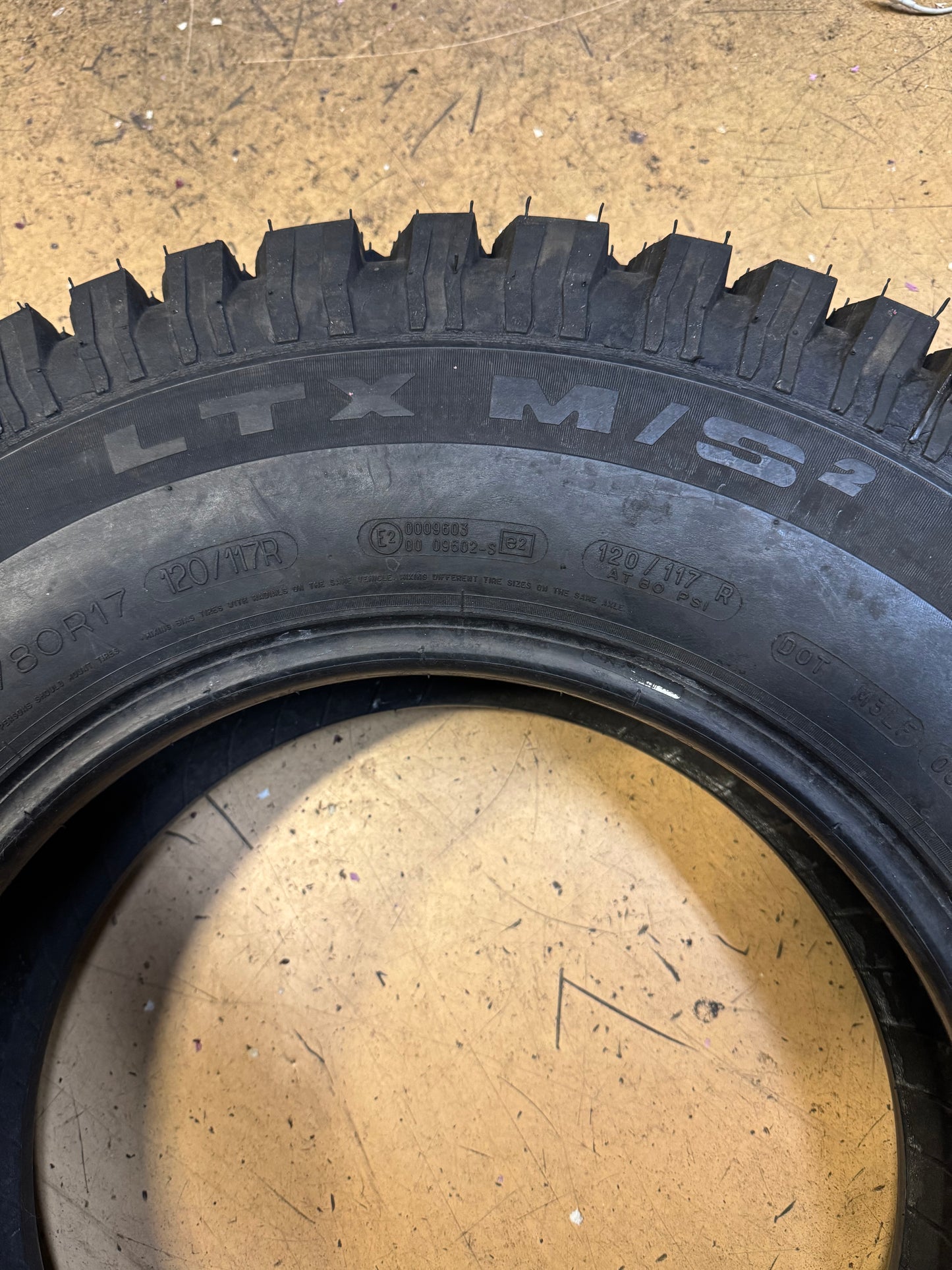 NOS RETREAD MICHELIN LTX M/S 2 BSW LT 235 80 17 120/117R 10PLY ALL TERRAIN TIRE 02327